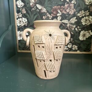 Vintage 1990s New Mexican Native American Clay  Vase Pot